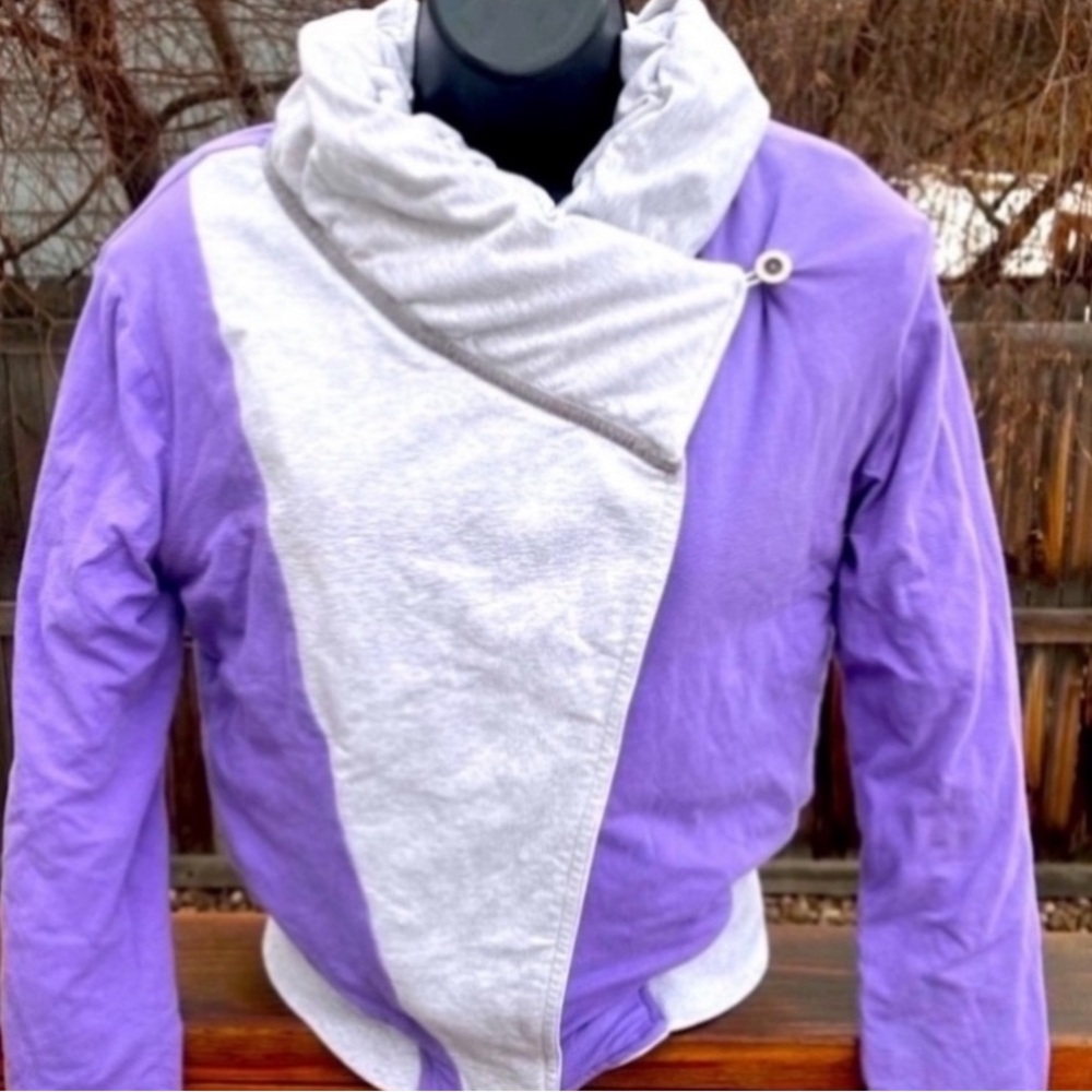 Reversiable Lululemon Jacket